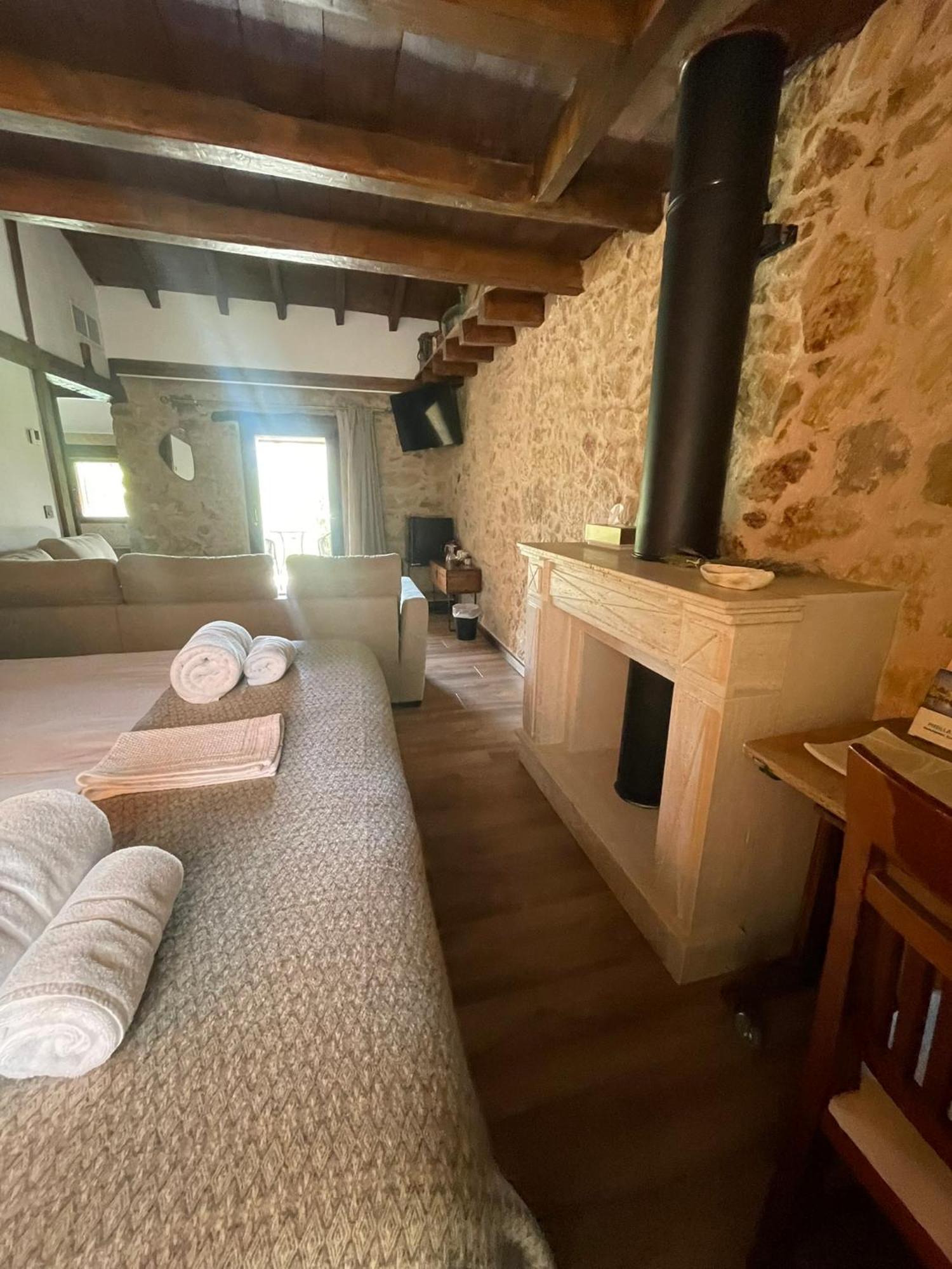 La Casa Del Cantero Pinilla del Valle Εξωτερικό φωτογραφία